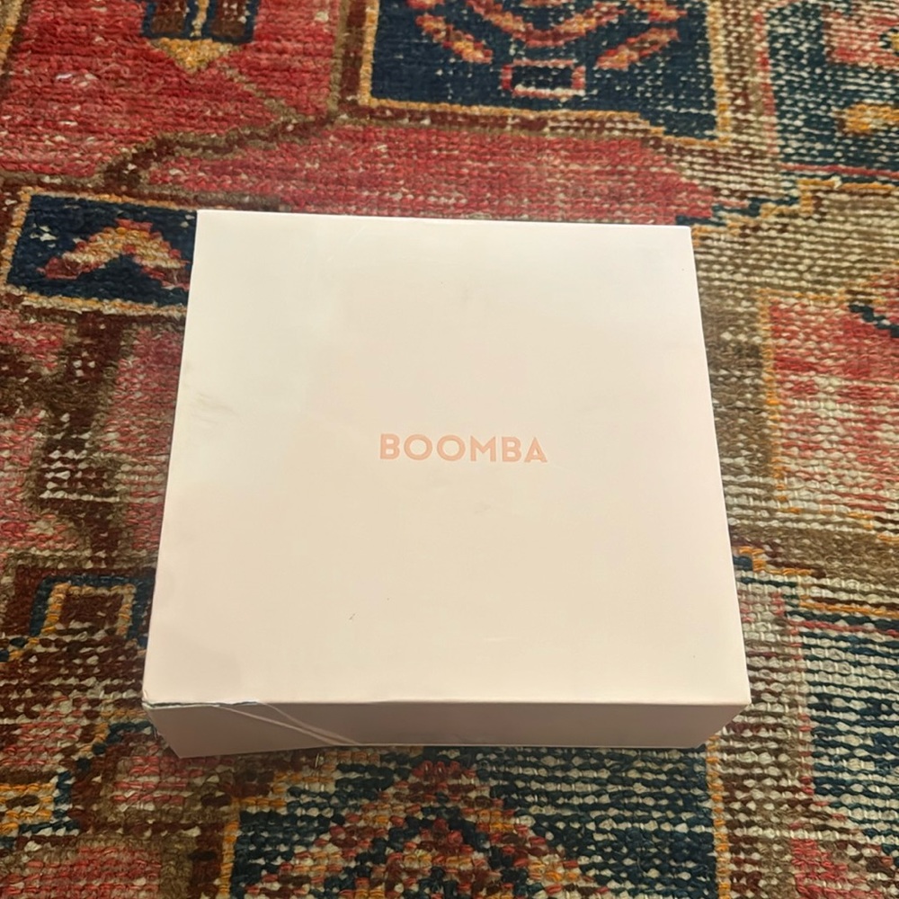 Brand New Boomba Invisibra Size ?